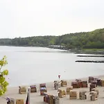 酒店 Ostseebad Strandhotel Mit Sauna By Belvilla 海肯多夫