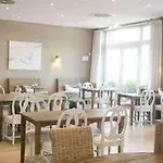 Ostseebad Strandhotel Mit Sauna By Belvilla ホテル 4*