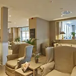Ostseebad Strandhotel Mit Sauna By Belvilla ホテル