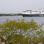 Ostseebad Strandhotel Mit Sauna By Belvilla