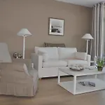 Ostseebad Strandhotel Mit Sauna By Belvilla 4* ハイケンドルフ