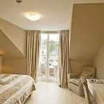ホテル Ostseebad Strandhotel Mit Sauna By Belvilla