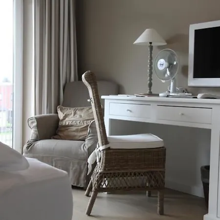 Hotel Strandhotel Seeblick, Ostseebad