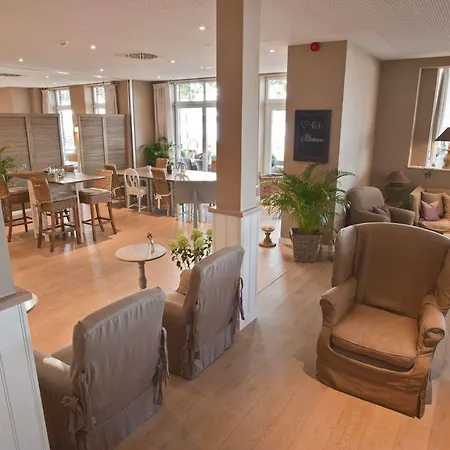 Strandhotel Seeblick, Ostseebad Hotel Heikendorf