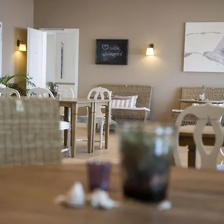 Strandhotel Seeblick, Ostseebad