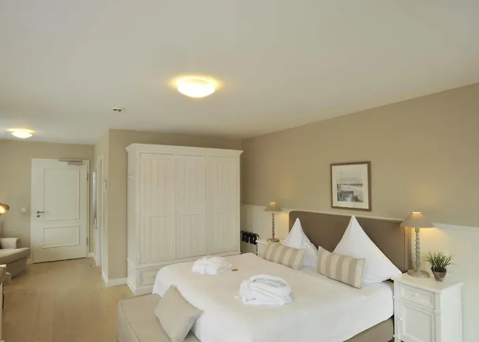 Hotel Ostseebad Strandhotel Mit Sauna By Belvilla 4*